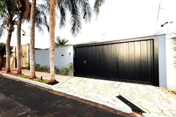 casa-com-3-dormitorios-a-venda-200-m2-de-construcao-terreno-300-m2-centroguariba-sp-01