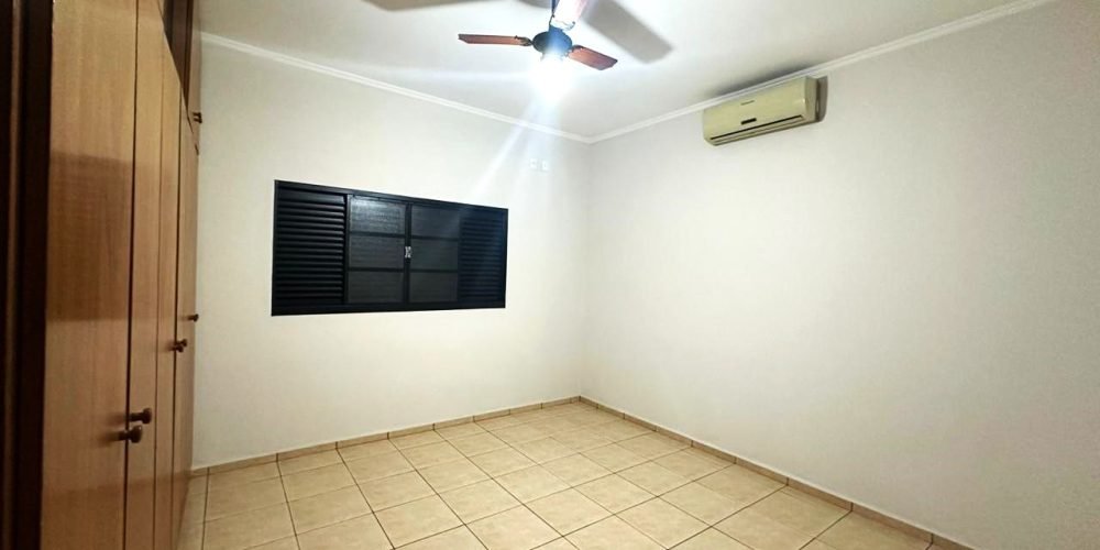 casa-com-3-dormitorios-a-venda-200-m2-de-construcao-terreno-300-m2-centroguariba-sp-05