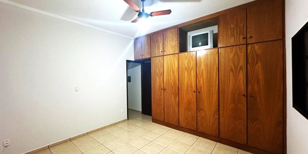 casa-com-3-dormitorios-a-venda-200-m2-de-construcao-terreno-300-m2-centroguariba-sp-06