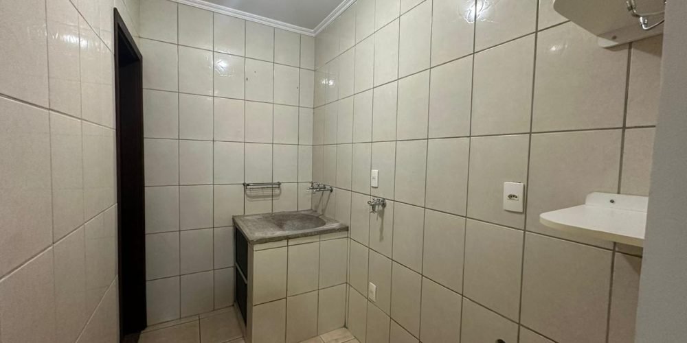 casa-com-3-dormitorios-a-venda-200-m2-de-construcao-terreno-300-m2-centroguariba-sp-13