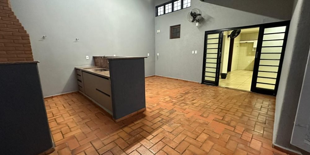 casa-com-3-dormitorios-a-venda-200-m2-de-construcao-terreno-300-m2-centroguariba-sp-14