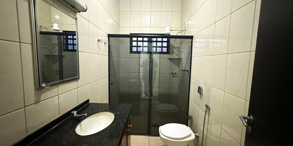 casa-com-3-dormitorios-a-venda-200-m2-de-construcao-terreno-300-m2-centroguariba-sp-8