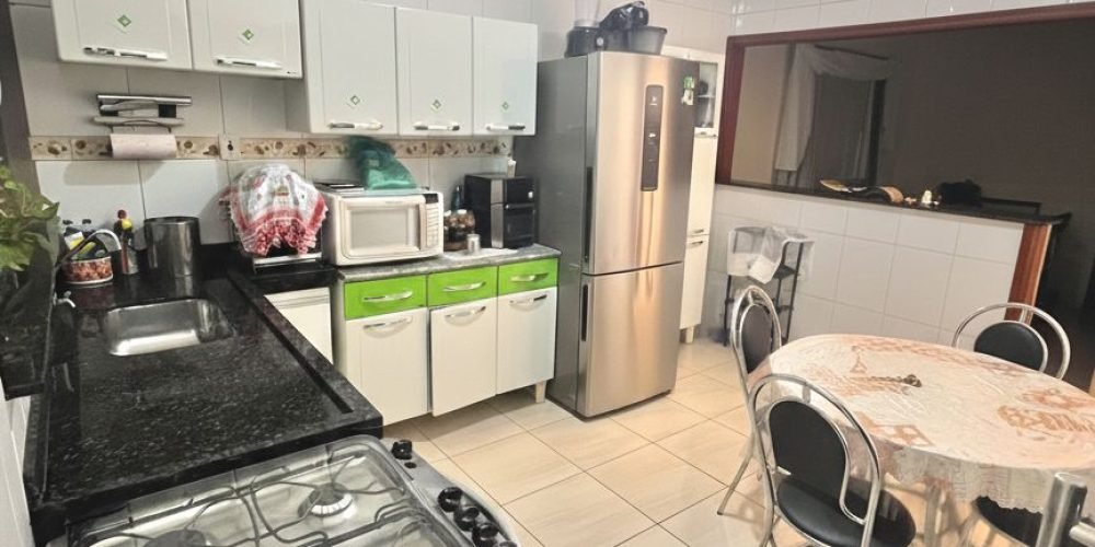 casa-com-3-dormitorios-um-com-suite-200-m-2-vagas-de-garagem-vila-mariana-2-guariba-sp-2