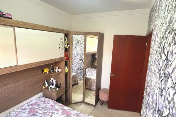 casa-com-3-dormitorios-um-com-suite-200-m-2-vagas-de-garagem-vila-mariana-2-guariba-sp-6